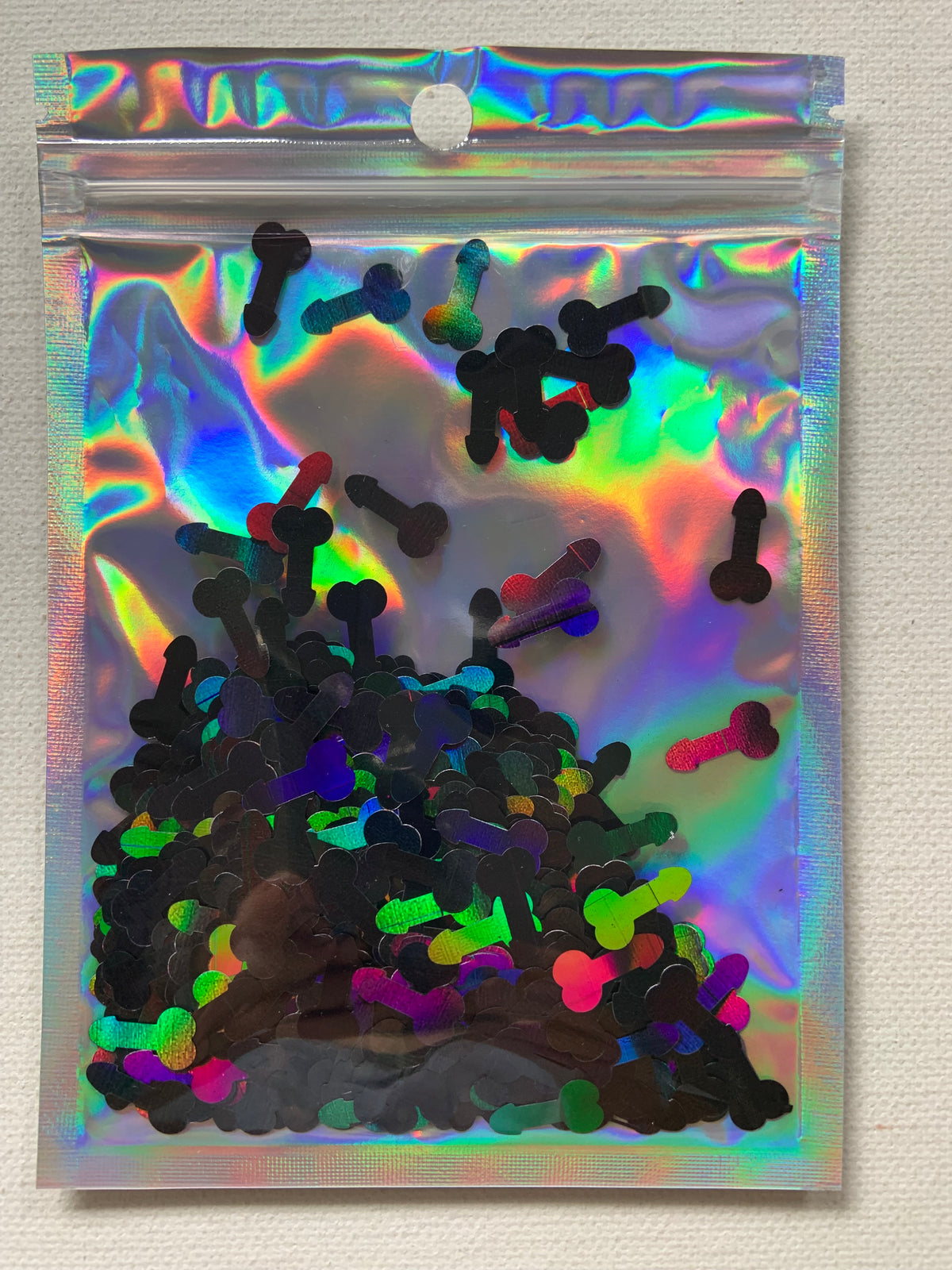 Shaped glitter, Richards ☺️, black colour , 10 grams of products ( without packaging)