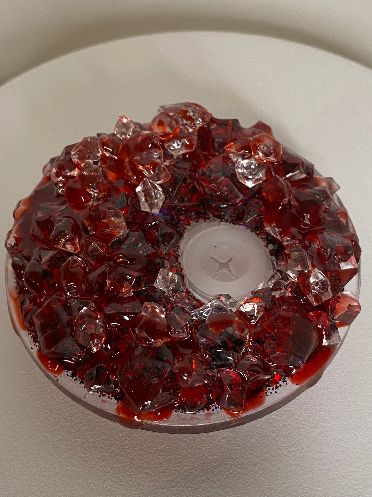 Lid decoration with ice and available decor 