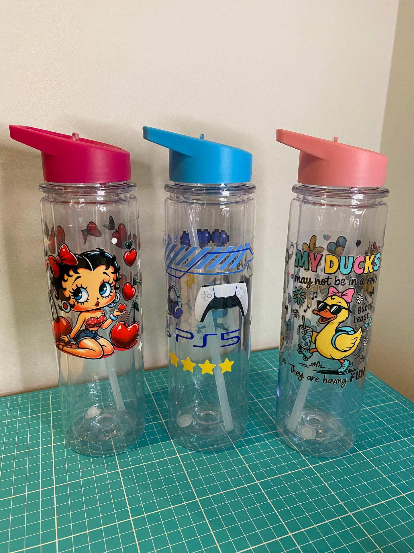 Create Your Own 20oz Snowglobe Water Bottle with me on TikTop LIVE!