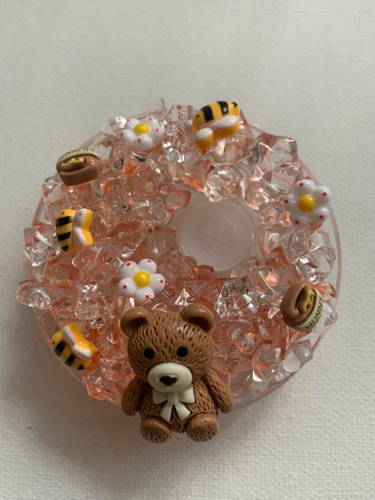 Lid decoration with ice and available decor 